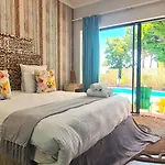 African Vibes Camps Bay