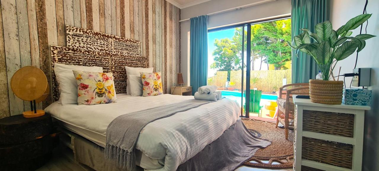 Bed & Breakfast African Vibes Camps Bay Cape Town